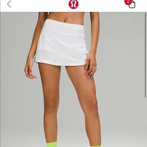 *SOLD OUT ON LULU *Pace rival mid skirt size 6